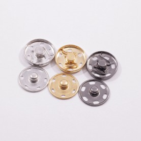 Zatrzaski metalowe 22 mm kol. nikiel